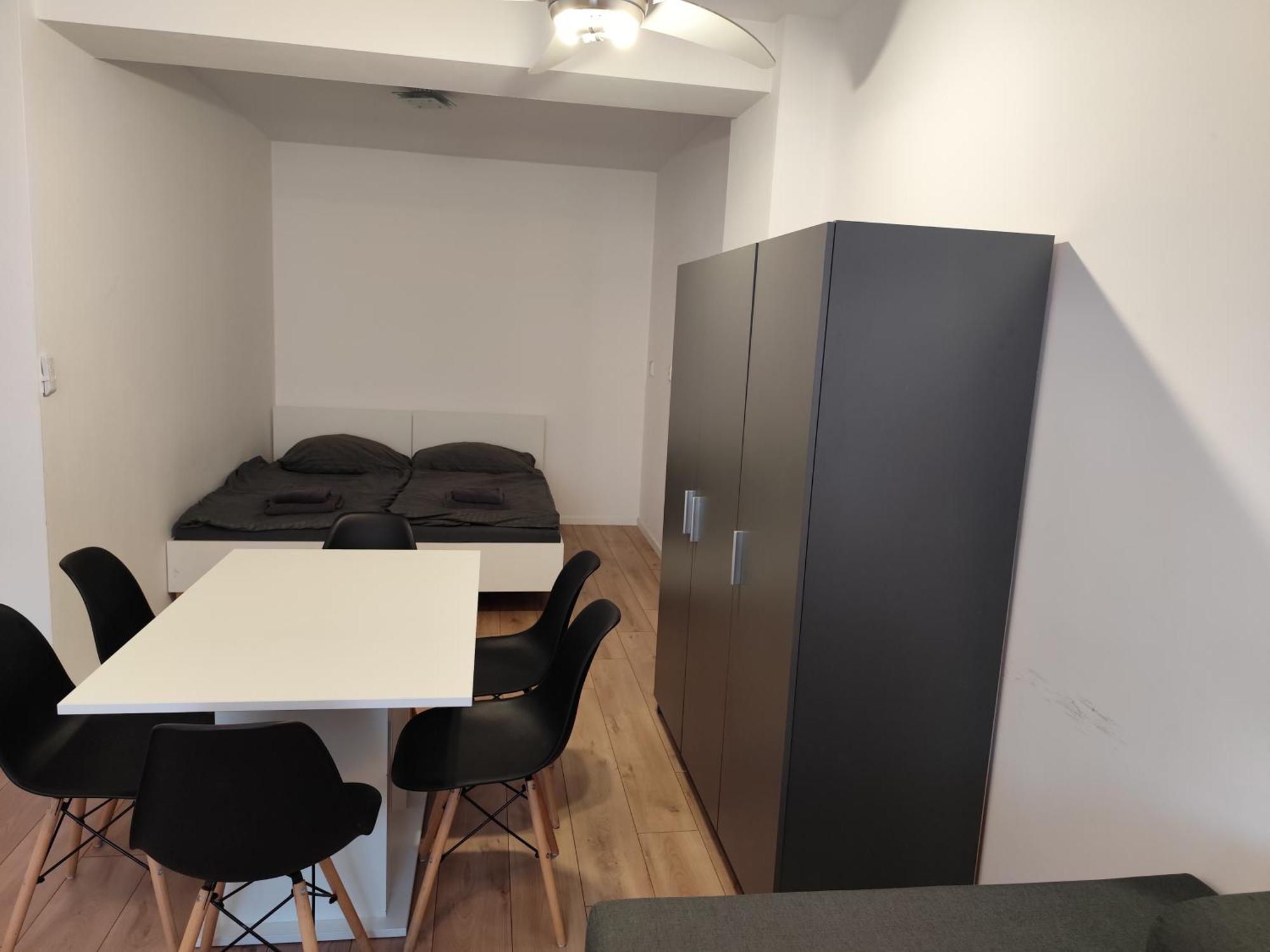 2 Room Apartment, Near Oc Galeria, Petrzalka Братислава Екстериор снимка